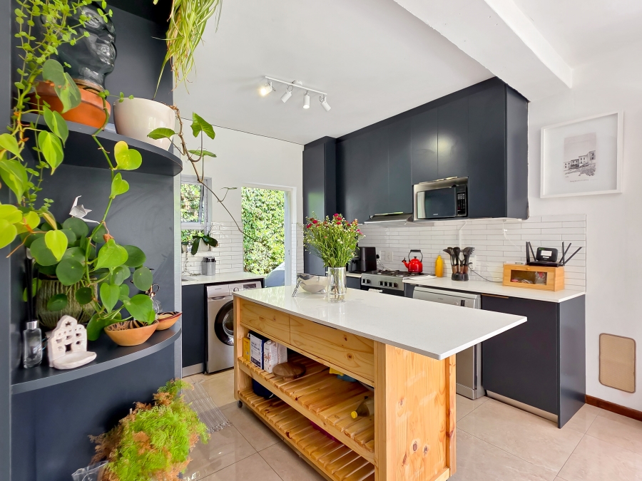 2 Bedroom Property for Sale in Belle Constantia Western Cape